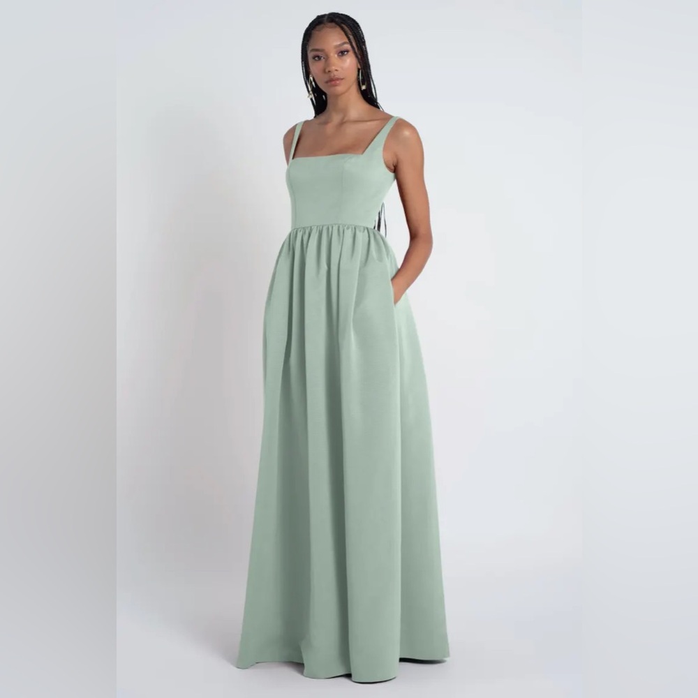 NEW - JENNY YOO - ERICA SQUARE NECK DRESS - MORNING MIST - SIZE 18